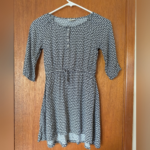 Crazy 8 Floral Dress Size 8 Black White Play Dress - Picture 1 of 6